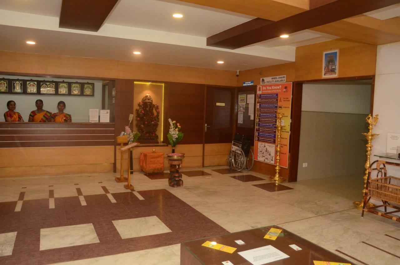 Hotel Kanakabhishegam First Hotel From The Thirukadaiyur Temple Tirukkadaiyur Eksteriør bilde